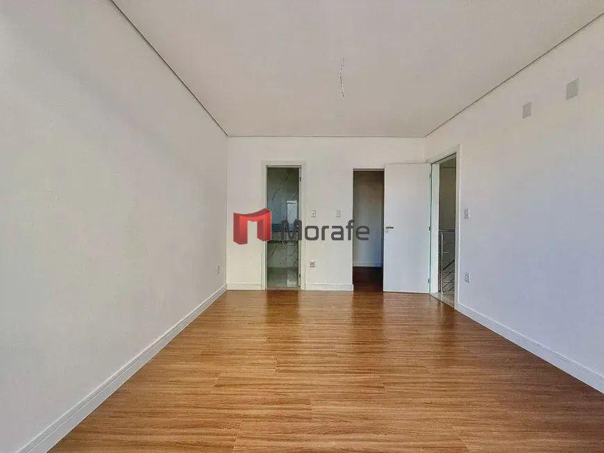 Casa, Planalto, 3 Quartos, 4 Vagas, 1 Suíte