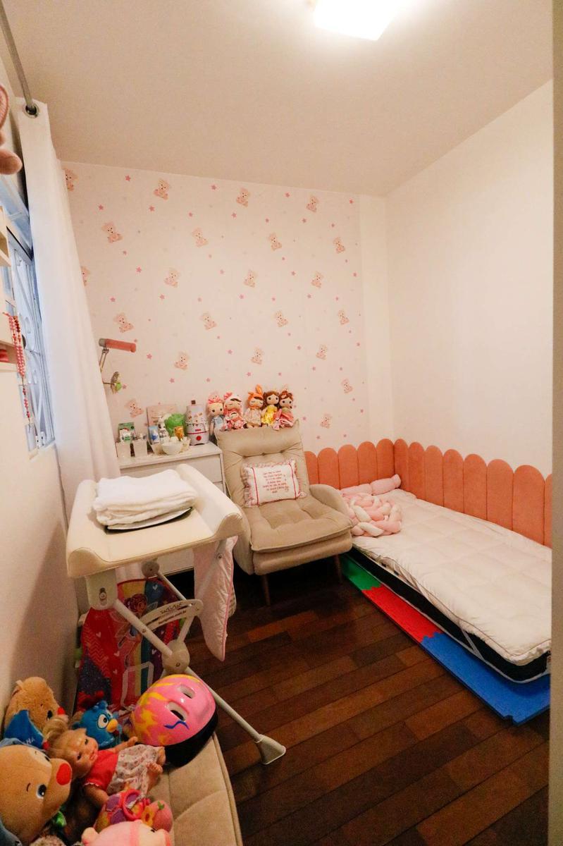 Casa, Buritis, 2 Quartos, 2 Vagas, 1 Suíte