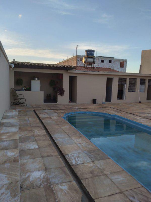 Casa, Tropical, 4 Quartos, 4 Vagas, 1 Suíte