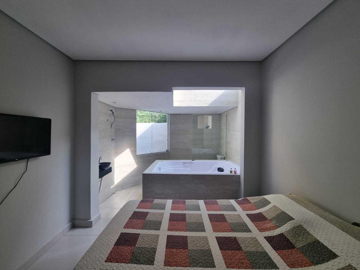 Casa, Jardim Riacho das Pedras, 2 Quartos, 2 Vagas, 1 Suíte