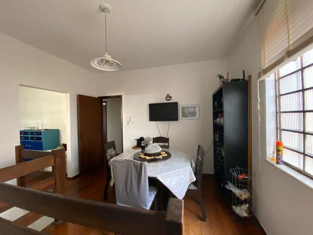 Casa, Indaiá, 5 Quartos, 4 Vagas, 1 Suíte