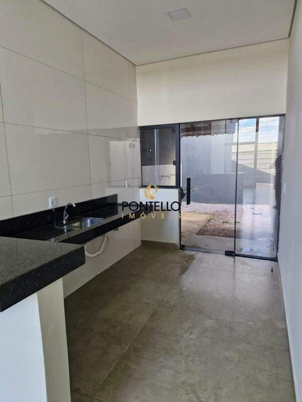 Casa, Jardim Arizona, 3 Quartos, 2 Vagas, 1 Suíte