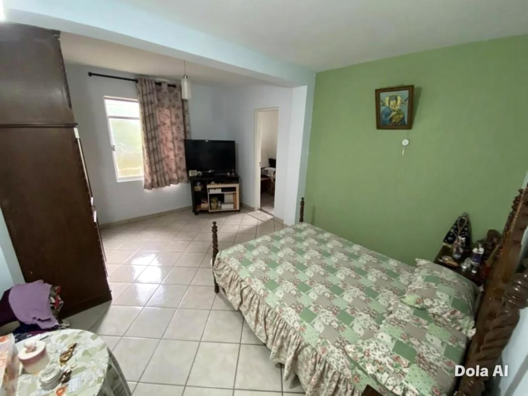 Casa, Teixeira Dias (barreiro), 4 Quartos, 0 Vaga