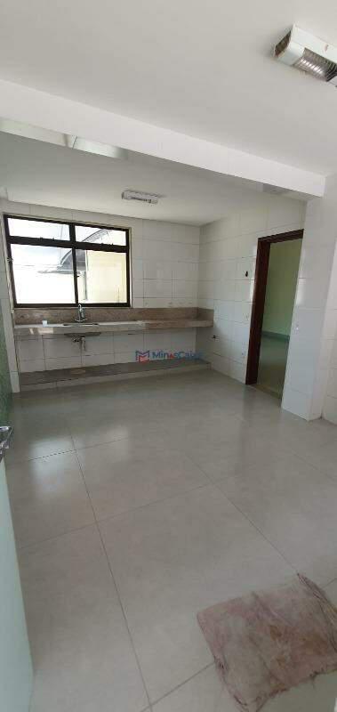 Apartamento, Quitandinha, 3 Quartos, 1 Vaga, 1 Suíte