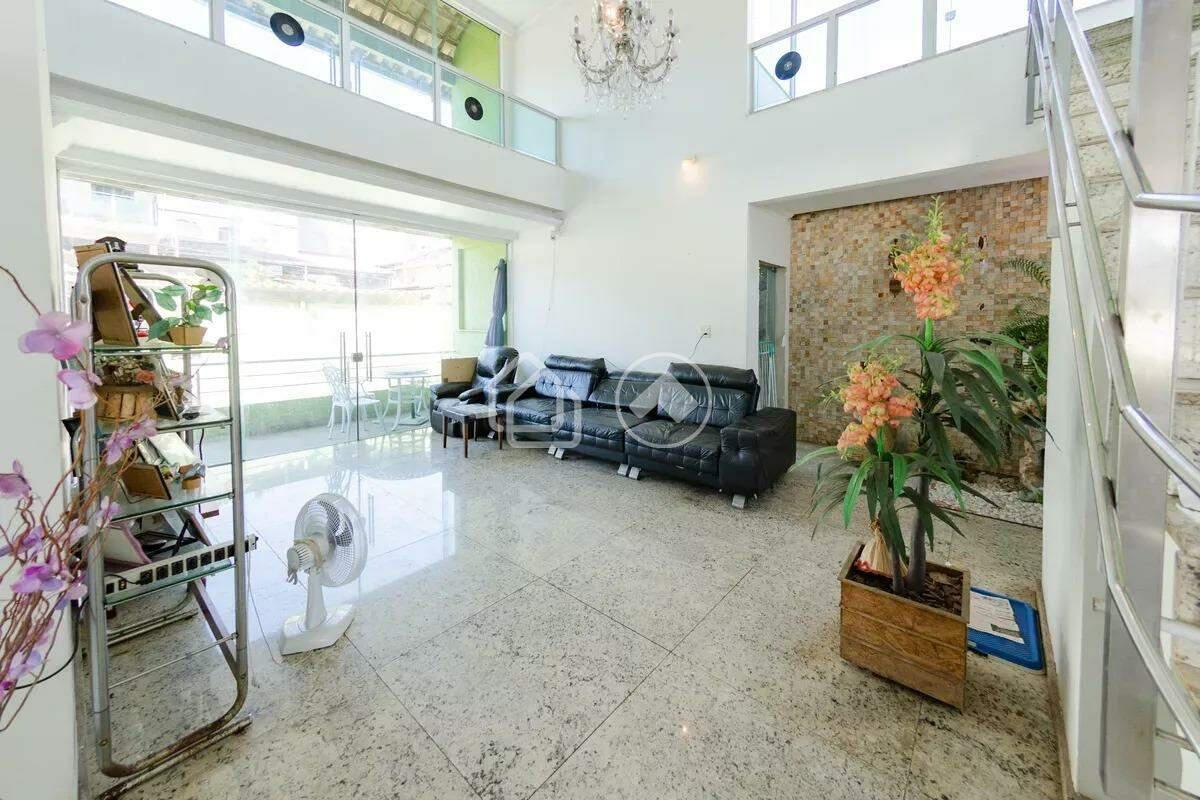 Casa, Padre Eustáquio, 4 Quartos, 10 Vagas, 2 Suítes