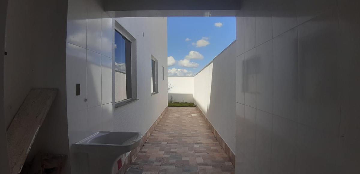 Casa, Arvoredo II, 3 Quartos, 2 Vagas, 1 Suíte