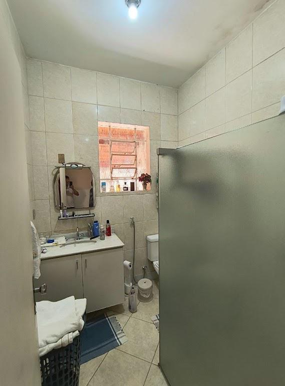 Casa, Nações Unidas, 4 Quartos, 2 Vagas, 1 Suíte