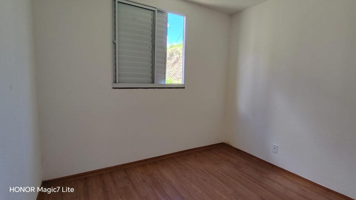 Casa, Serra Dourada, 2 Quartos, 1 Vaga