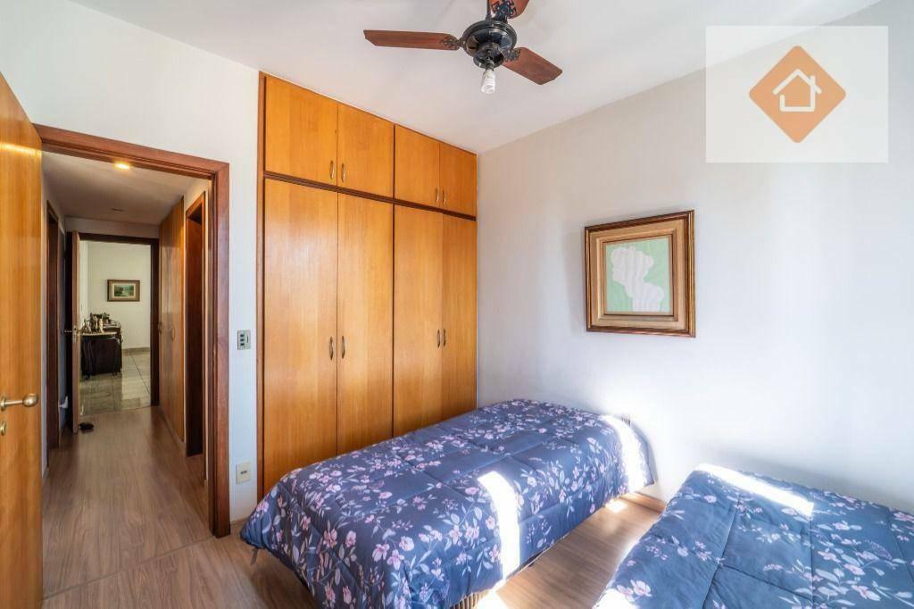 Apartamento, Funcionários, 4 Quartos, 2 Vagas, 1 Suíte