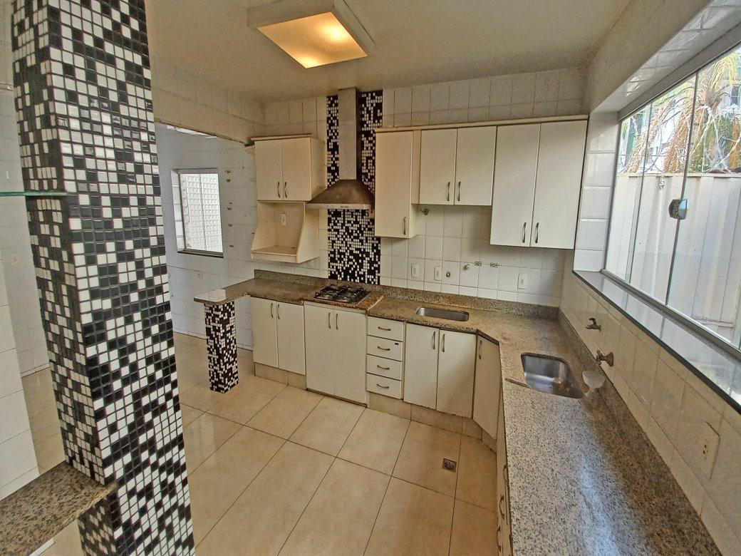 Casa, Buritis, 5 Quartos, 4 Vagas, 2 Suítes