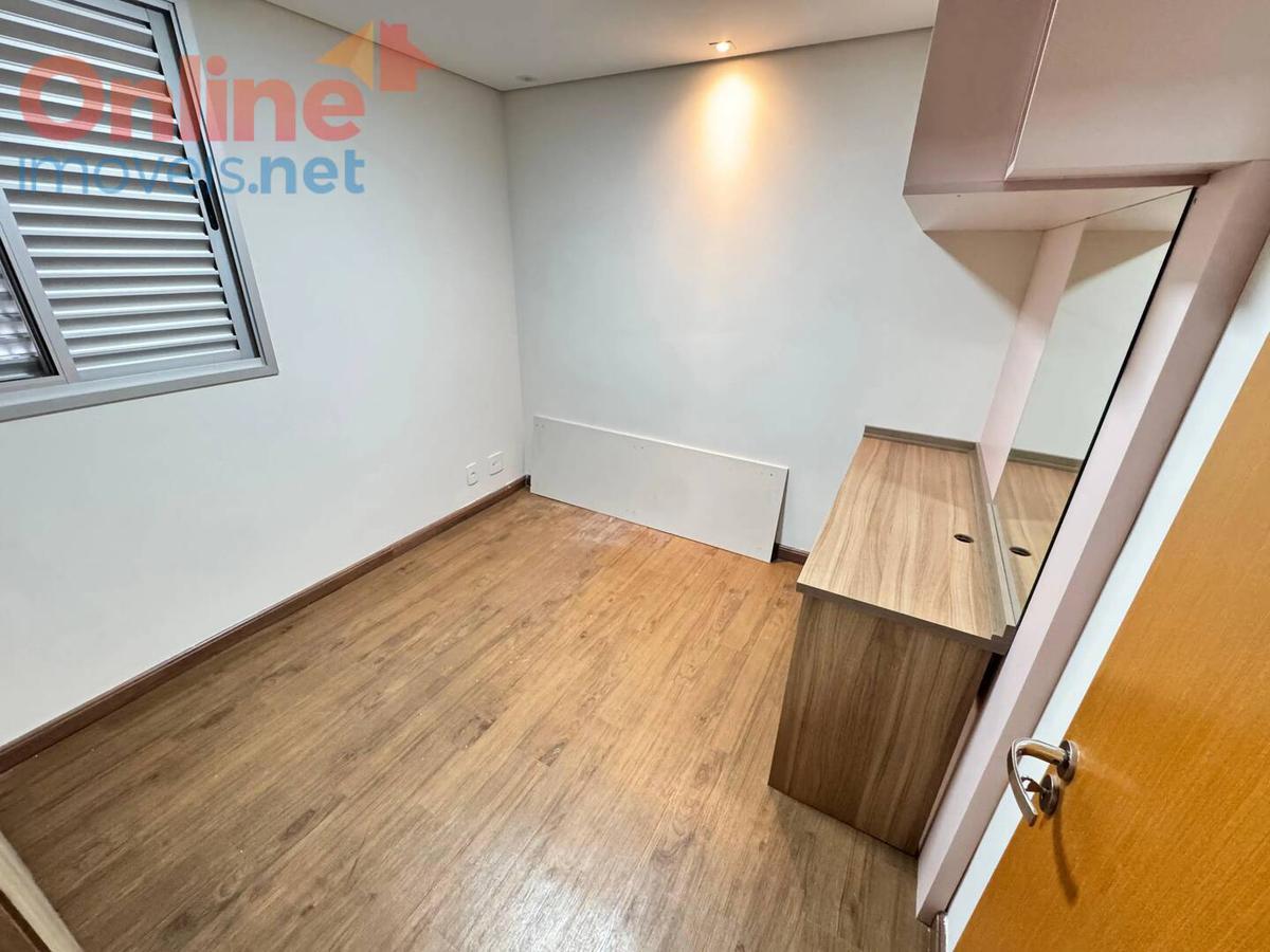 Apartamento, Fernão Dias, 3 Quartos, 0 Vaga, 1 Suíte