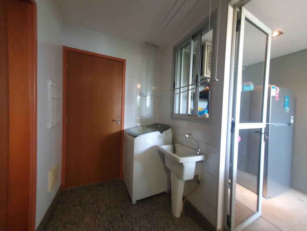 Apartamento, Estoril, 3 Quartos, 2 Vagas, 1 Suíte