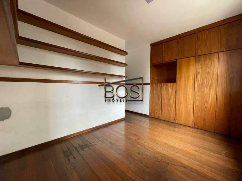 Apartamento, Funcionários, 4 Quartos, 2 Vagas, 1 Suíte