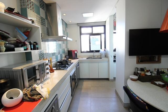 Apartamento, Savassi, 3 Quartos, 4 Vagas, 1 Suíte