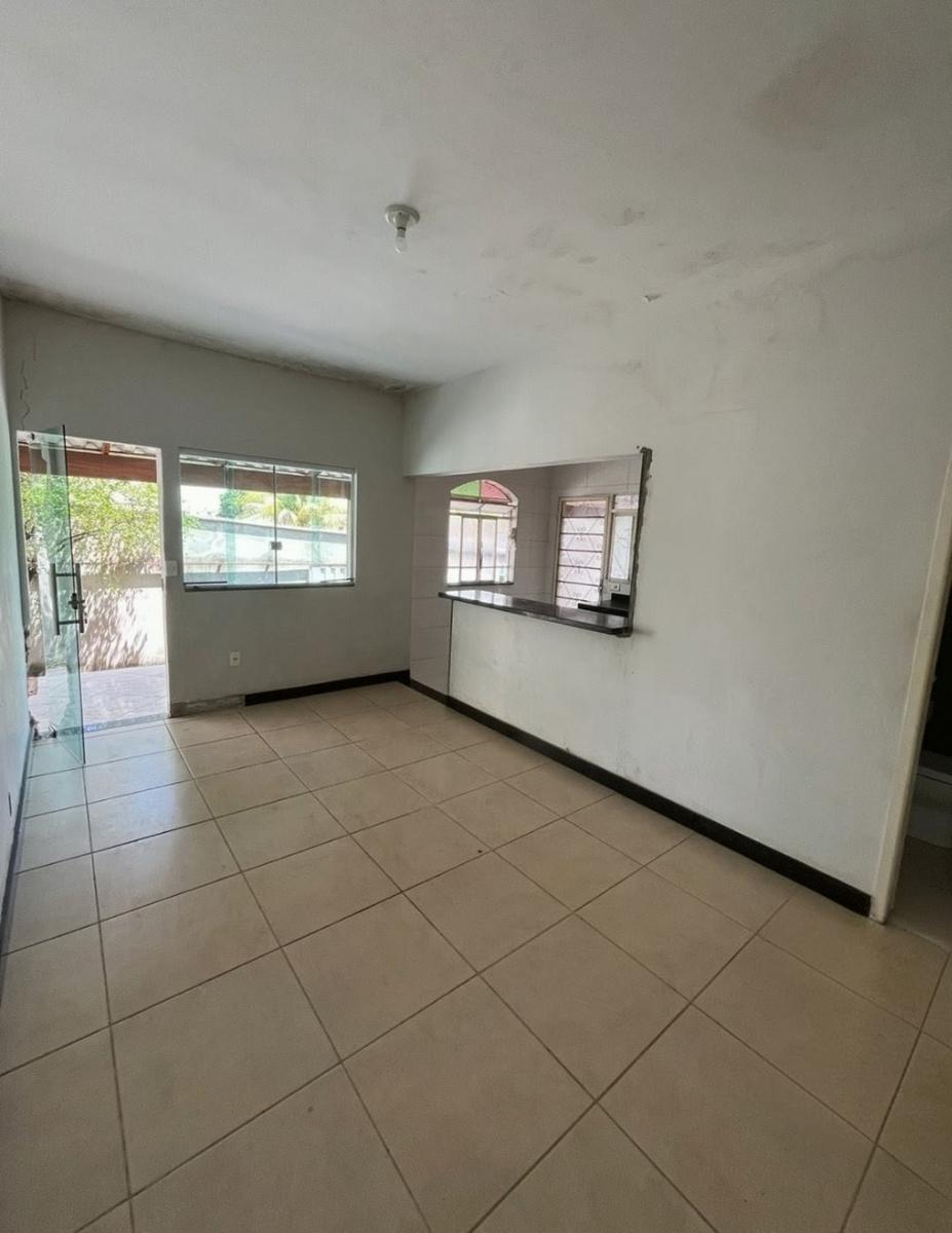Casa, Venda Nova, 2 Quartos, 2 Vagas