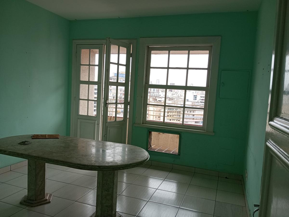 Sala, Centro
