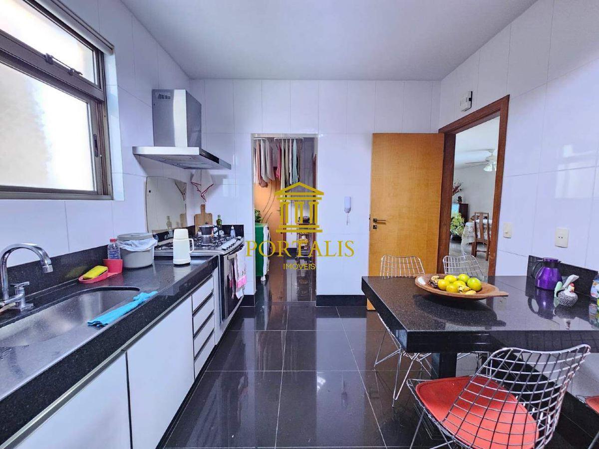 Apartamento, Santa Rosa, 4 Quartos, 2 Vagas, 3 Suítes
