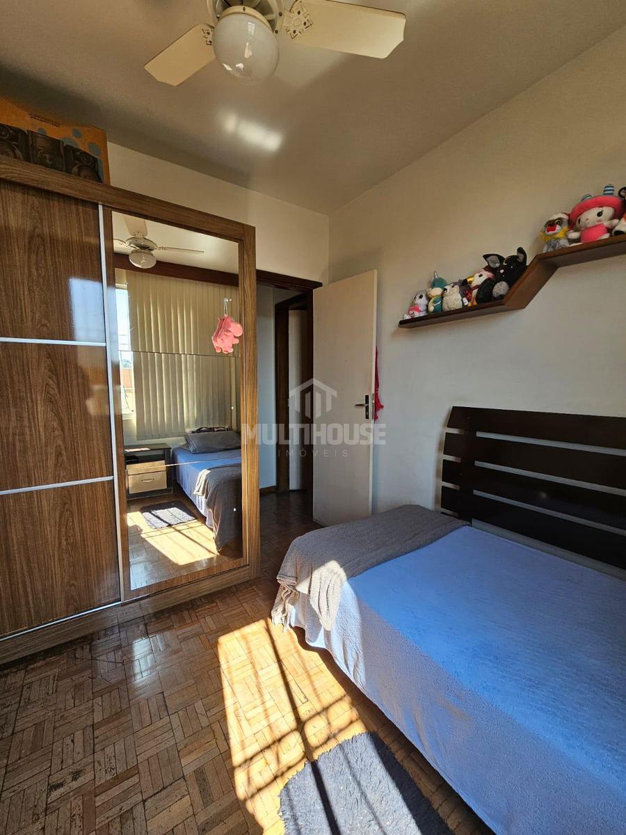 Apartamento, Carlos Prates, 2 Quartos, 1 Vaga