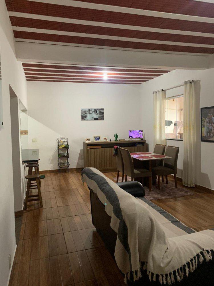 Casa, Serra Azul, 3 Quartos, 4 Vagas, 1 Suíte