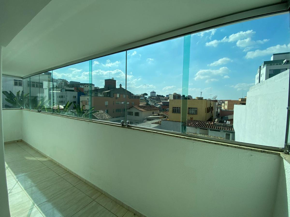 Casa, Colégio Batista, 5 Quartos, 3 Vagas, 1 Suíte