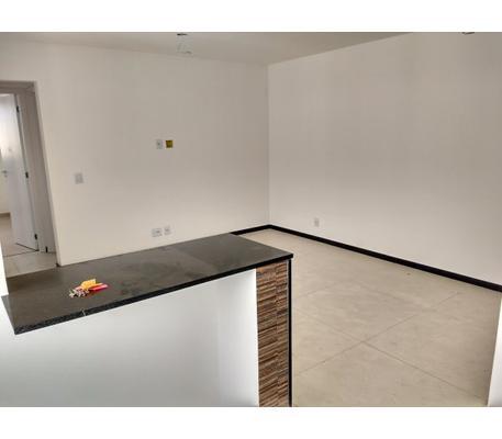 Cobertura, Paquetá, 3 Quartos, 2 Vagas, 1 Suíte