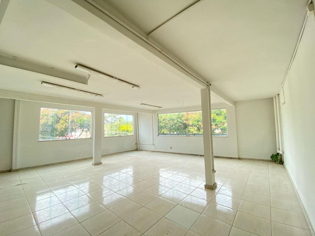 Prédio, Santa Cruz, 0 Quarto, 2 Vagas