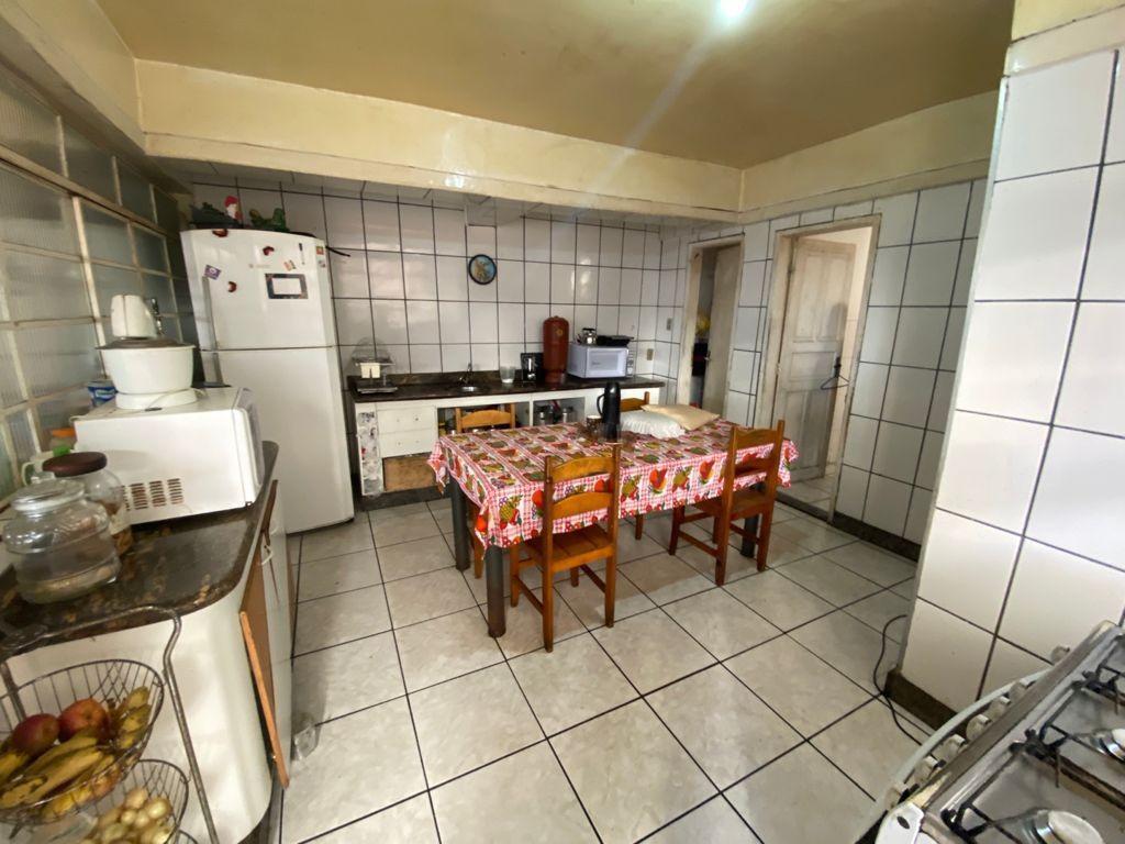 Casa, Sagrada Família, 3 Quartos, 5 Vagas, 1 Suíte