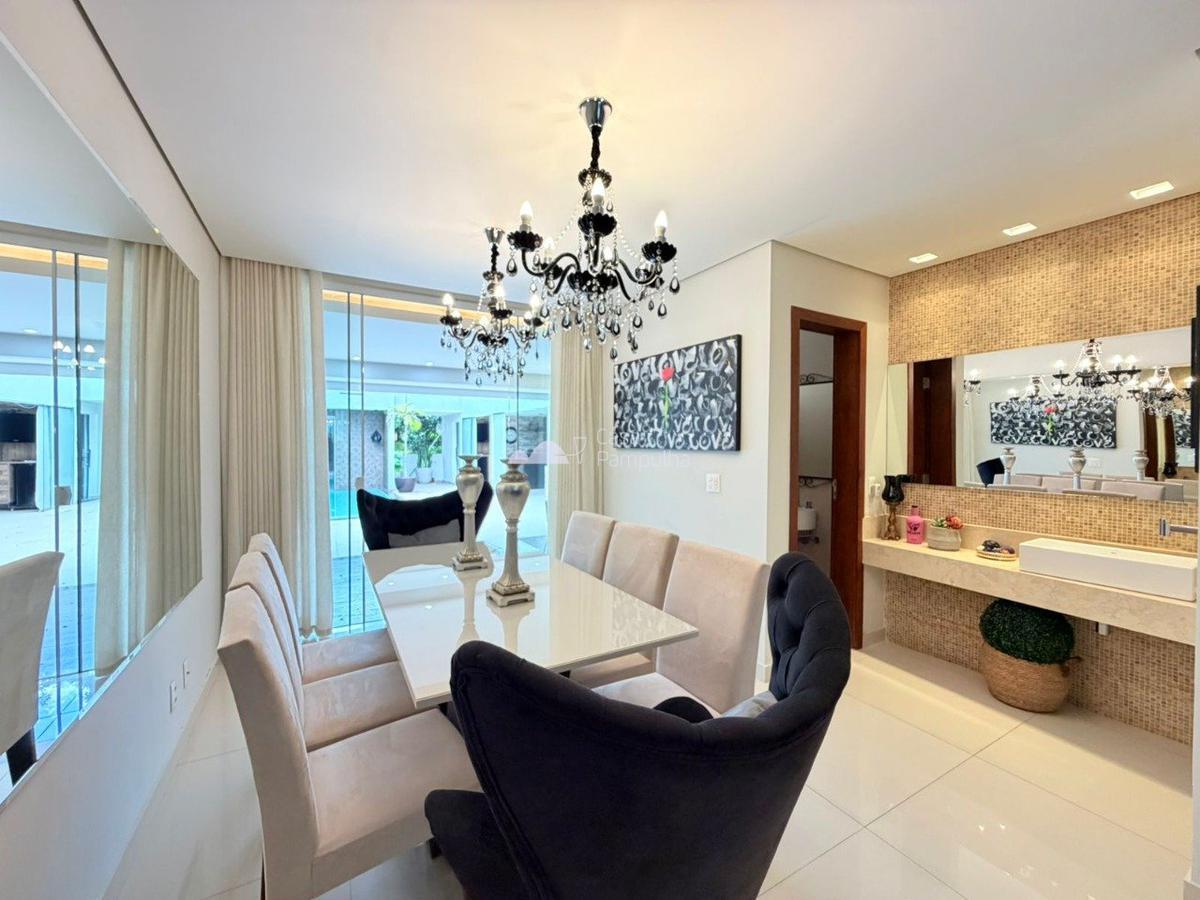 Casa, Trevo, 4 Quartos, 2 Vagas, 2 Suítes