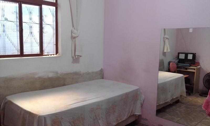 Casa, Conjunto Confisco, 2 Quartos, 1 Vaga