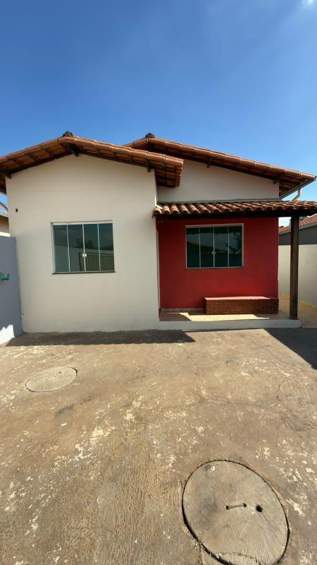 Casa, Bom Jardim, 2 Quartos, 2 Vagas