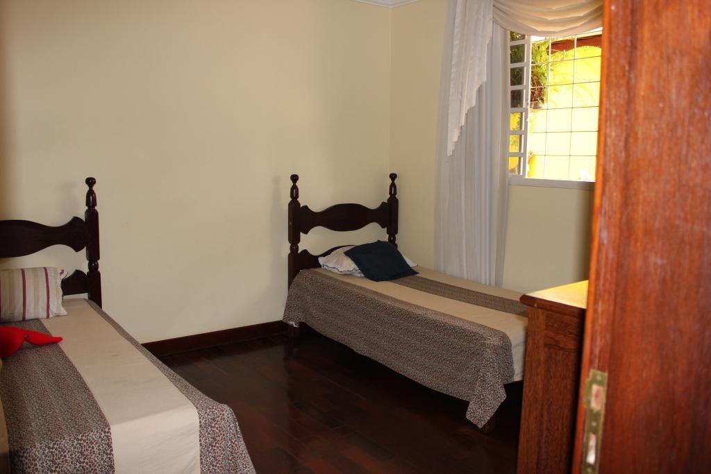 Casa, Castelo, 5 Quartos, 4 Vagas, 3 Suítes