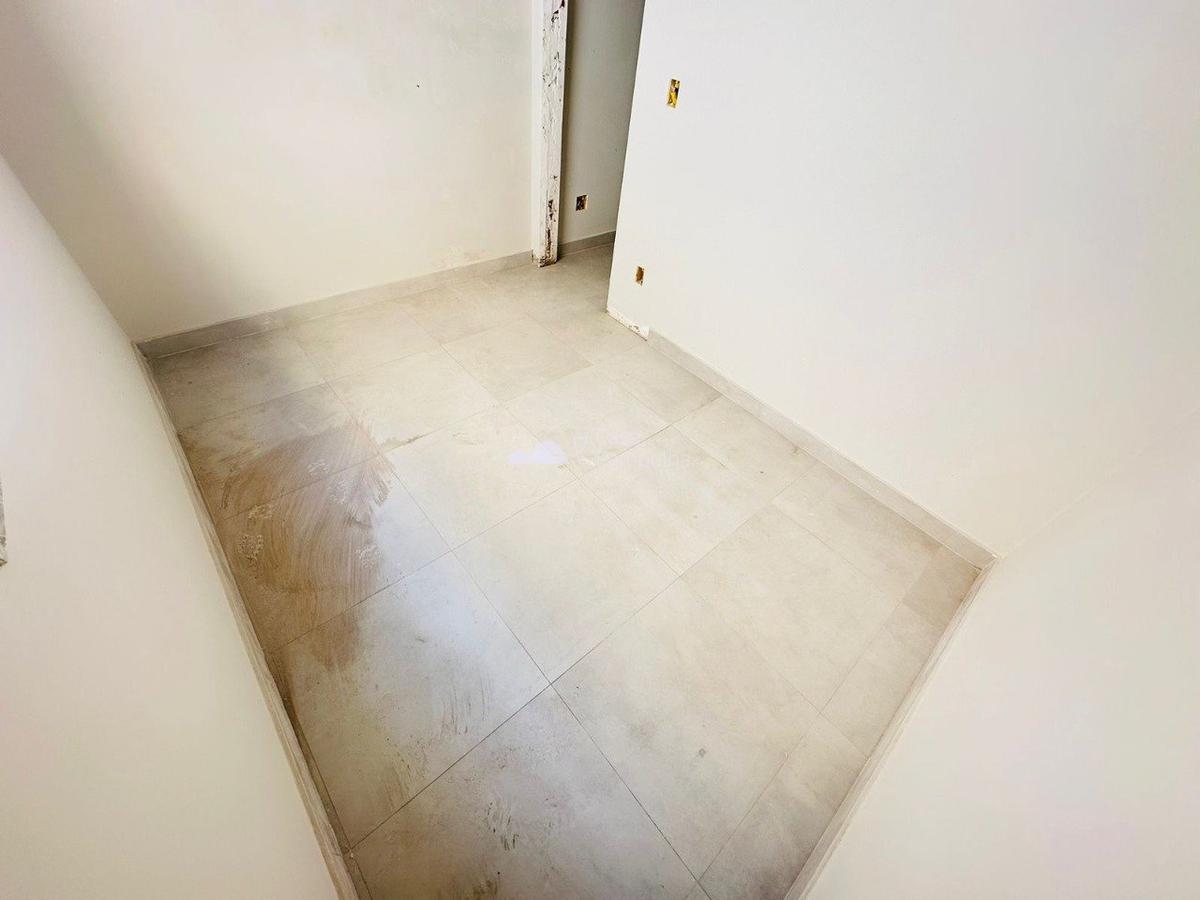 Casa, Planalto, 2 Quartos, 1 Vaga, 1 Suíte