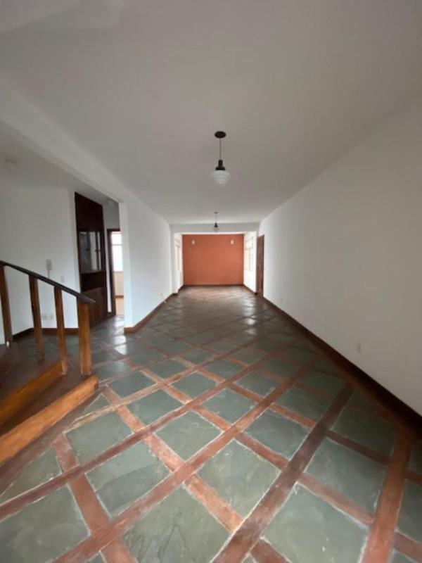 Cobertura, Savassi, 4 Quartos, 2 Vagas, 1 Suíte