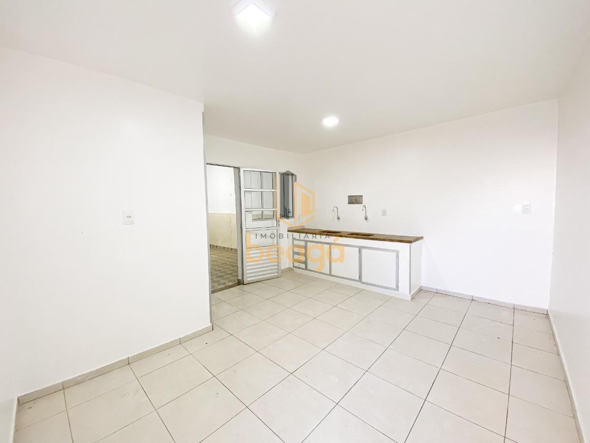Casa, Santa Terezinha, 3 Quartos, 4 Vagas, 1 Suíte