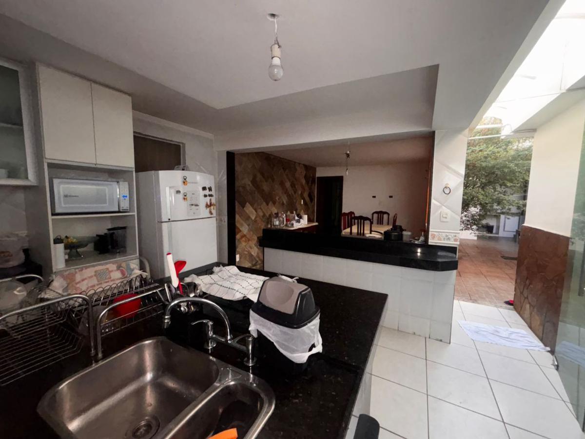 Casa, Nova Floresta, 6 Quartos, 3 Vagas, 4 Suítes