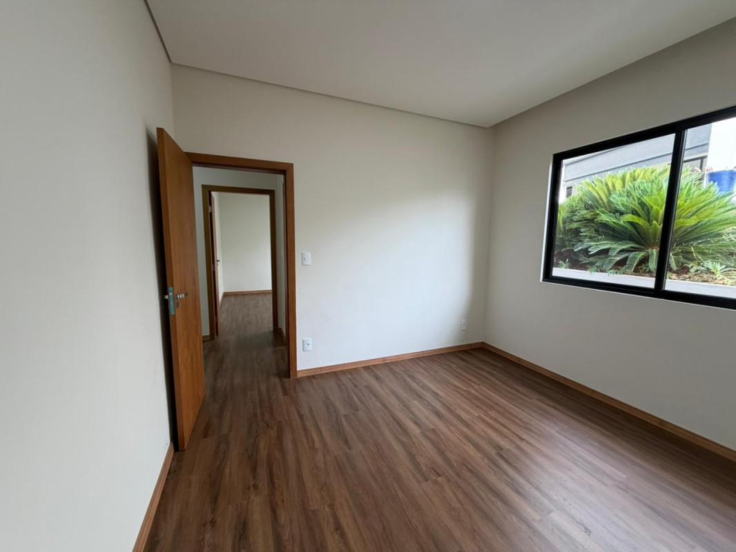 Casa, Residencial Park I, 3 Quartos, 4 Vagas, 1 Suíte