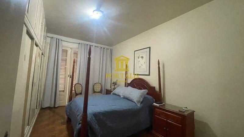 Apartamento, Centro, 4 Quartos, 0 Vaga, 1 Suíte