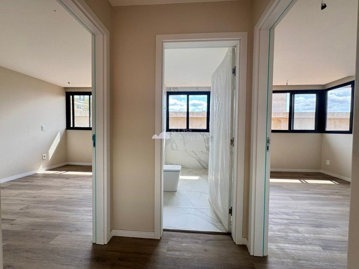 Casa, Trevo, 4 Quartos, 4 Vagas, 2 Suítes