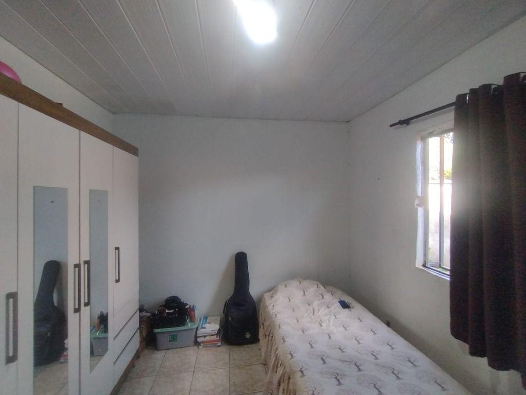 Casa, Centro, 4 Quartos, 2 Vagas, 1 Suíte