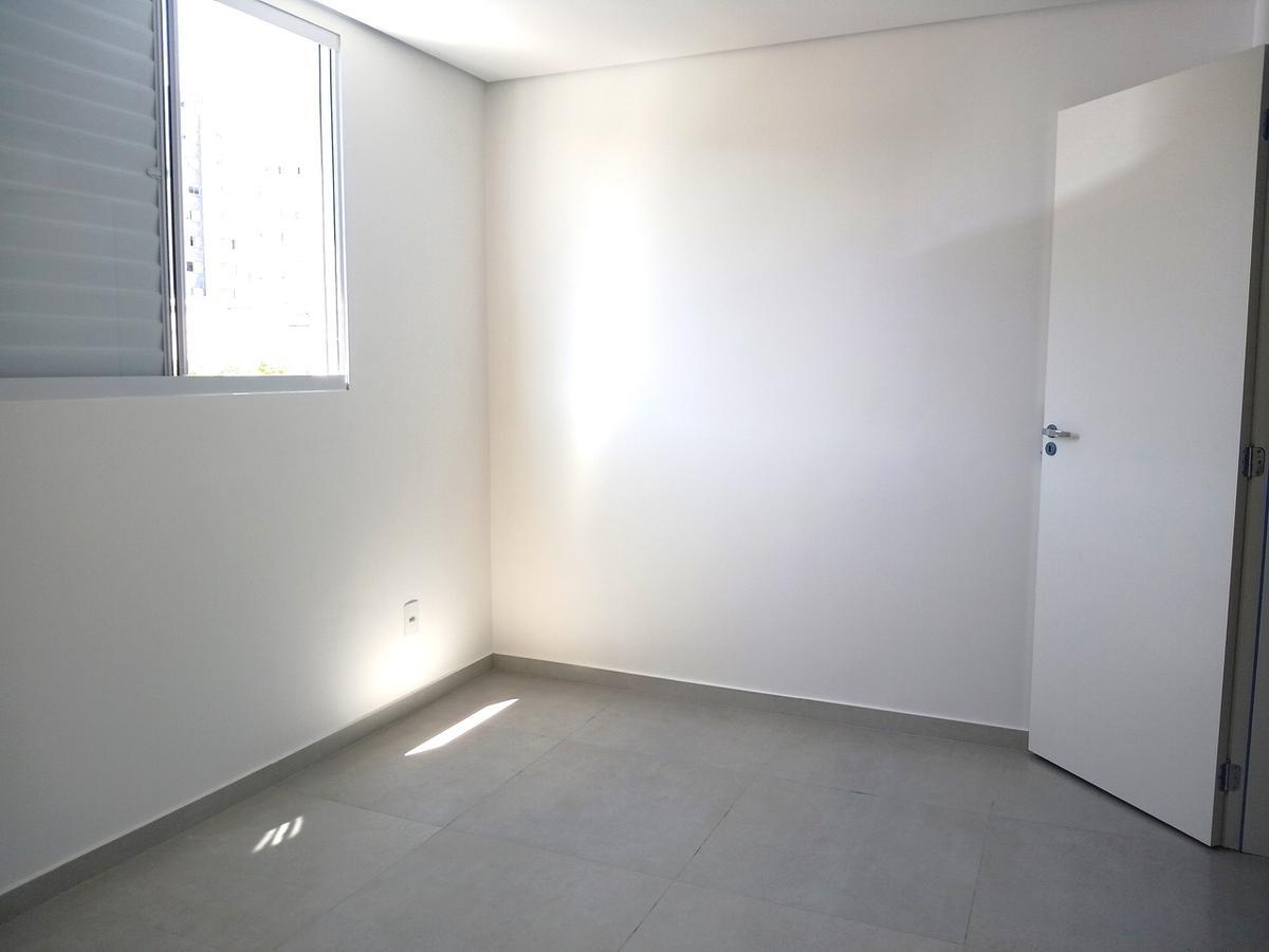 Cobertura, Buritis, 2 Quartos, 2 Vagas, 1 Suíte