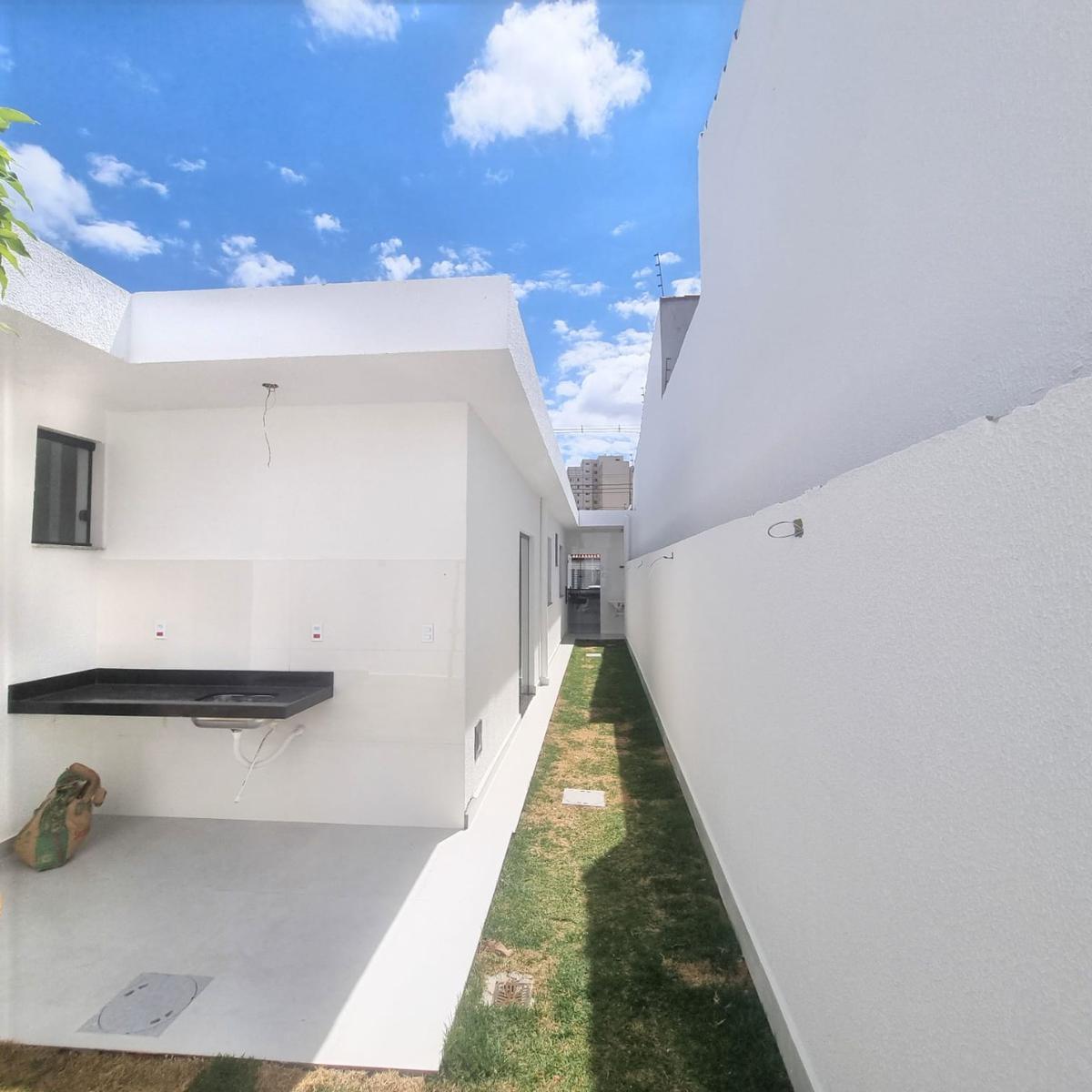 Casa, Planalto, 3 Quartos, 3 Vagas, 1 Suíte