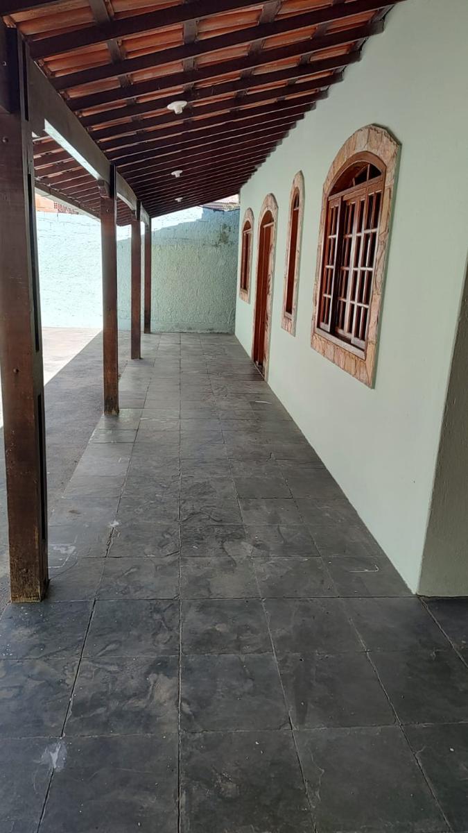 Casa Comercial, Piratininga (venda Nova), 3 Quartos, 5 Vagas, 1 Suíte