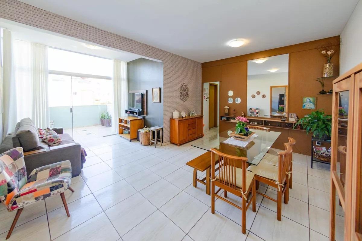 Cobertura, Estoril, 3 Quartos, 4 Vagas, 1 Suíte