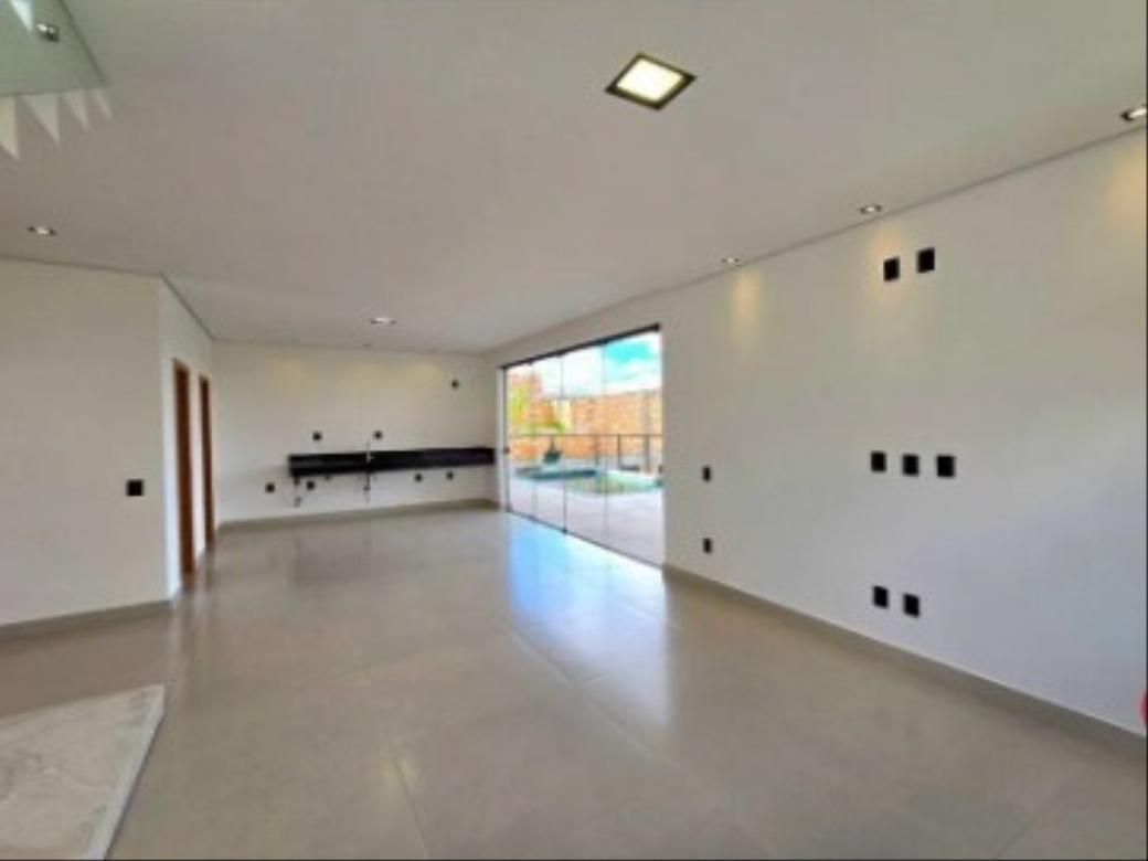 Casa em Condomínio, Água Limpa, 4 Quartos, 3 Suítes
