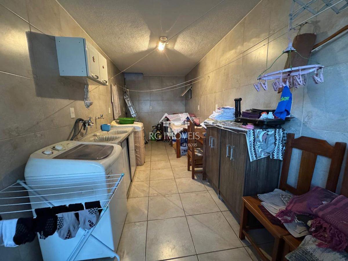 Casa, Conjunto Ademar Maldonado, 0 Quarto, 6 Vagas