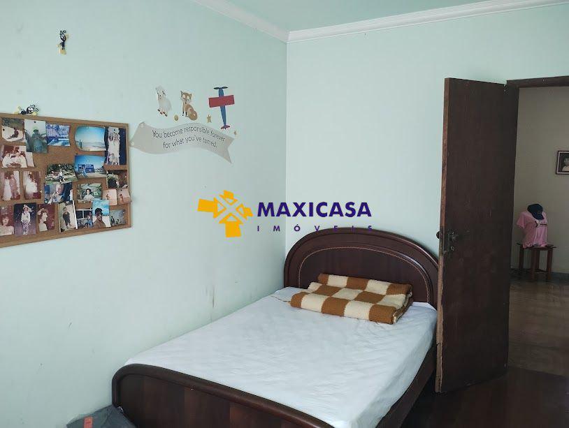 Casa, Nossa Senhora da Saúde, 4 Quartos, 2 Vagas, 1 Suíte