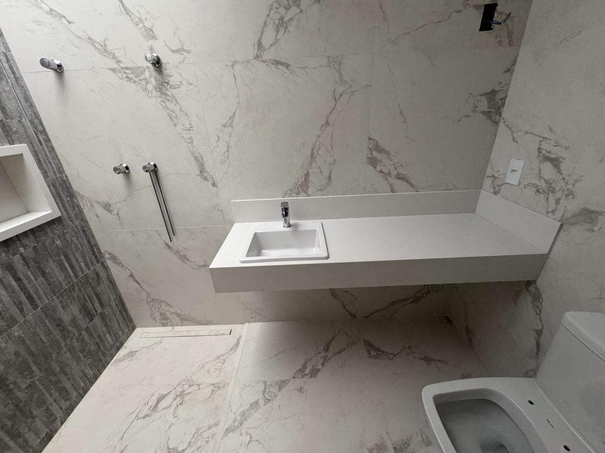 Casa, Jaraguá, 3 Quartos, 3 Vagas, 1 Suíte