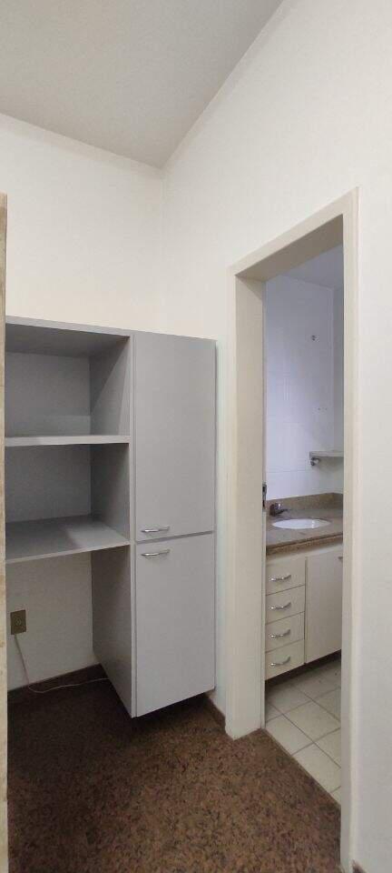 Sala, Funcionários, 0 Quarto, 1 Vaga
