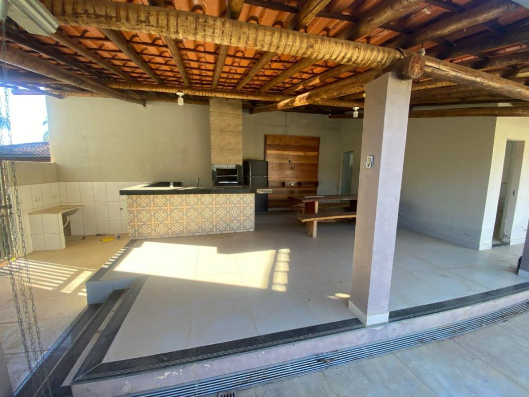 Fazenda, Centro, 3 Quartos, 2 Vagas, 1 Suíte