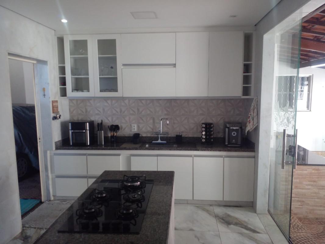 Casa, Novo Eldorado, 4 Quartos, 4 Vagas, 2 Suítes